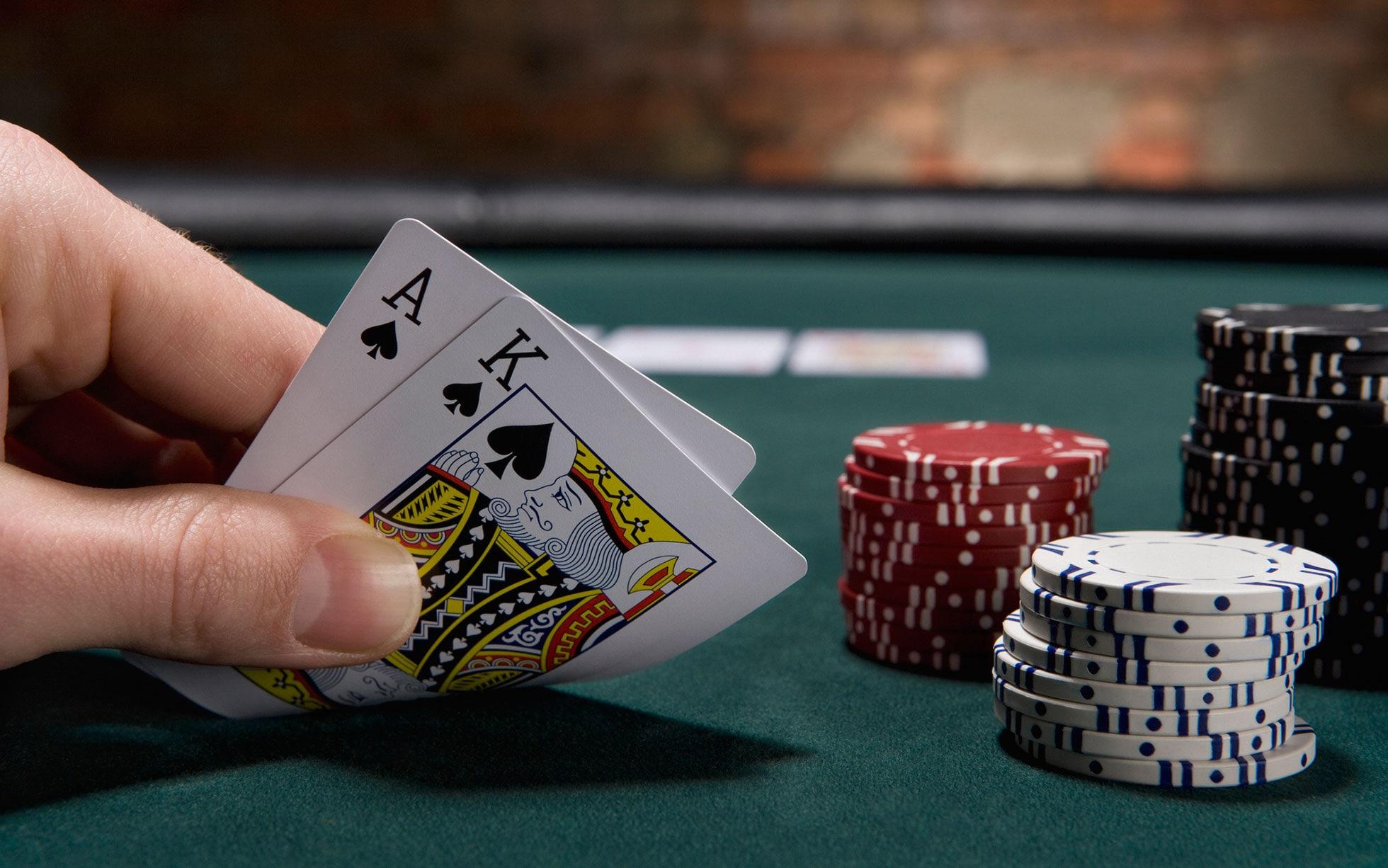 Chiến thuật cơ bản trong Poker Texas Hold’em